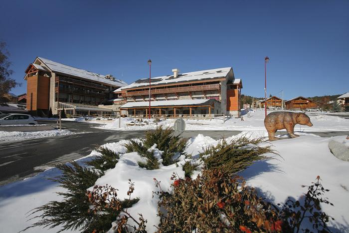 La Pradella Aparthotel Bolquere Bagian luar foto