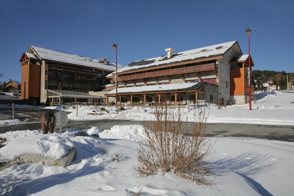 La Pradella Aparthotel Bolquere Bagian luar foto
